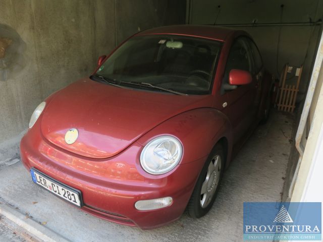 Aus Insolvenz: VW New Beetle 2.0, EZ 1999, 195.000 km, Klimaanlage, ZV, 26789 Leer, Startpreis € 100,-