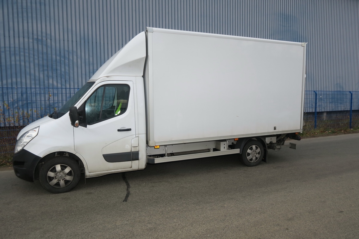 Lkw Koffer RENAULT Master 2.3 dCi 170 FWD