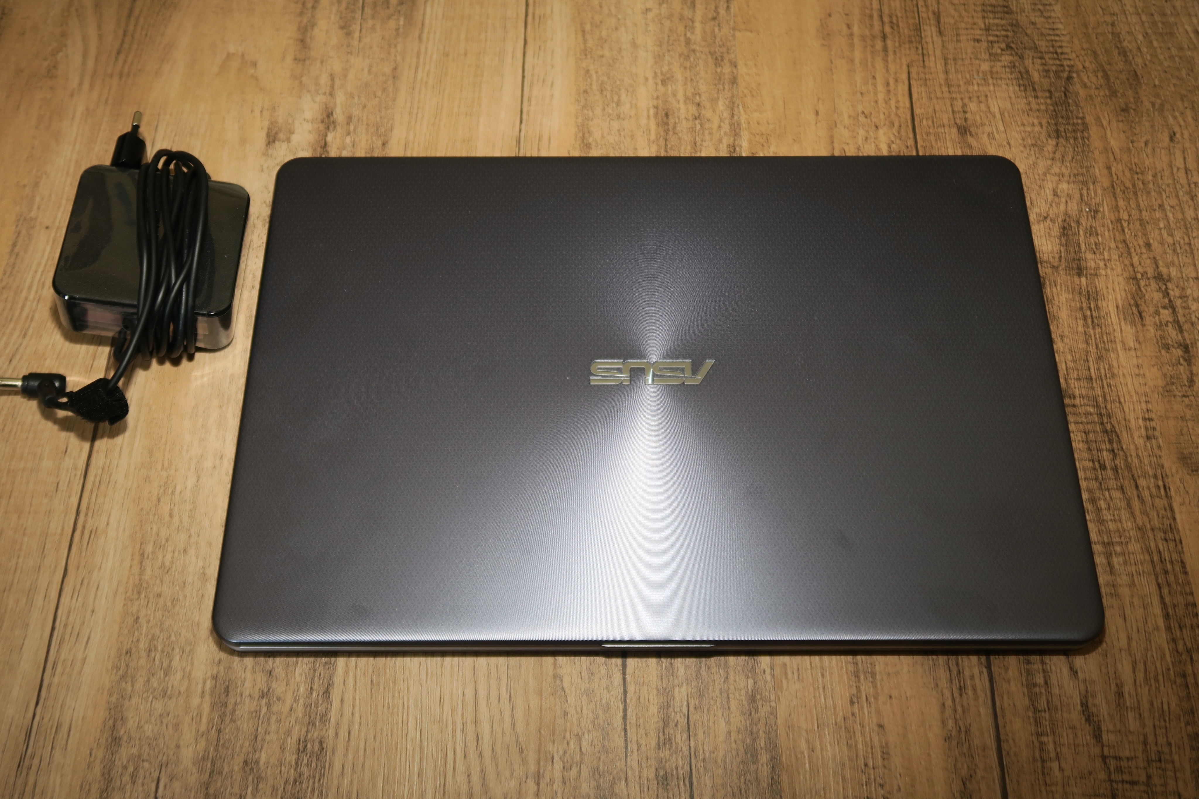 Notebook ASUS X505B