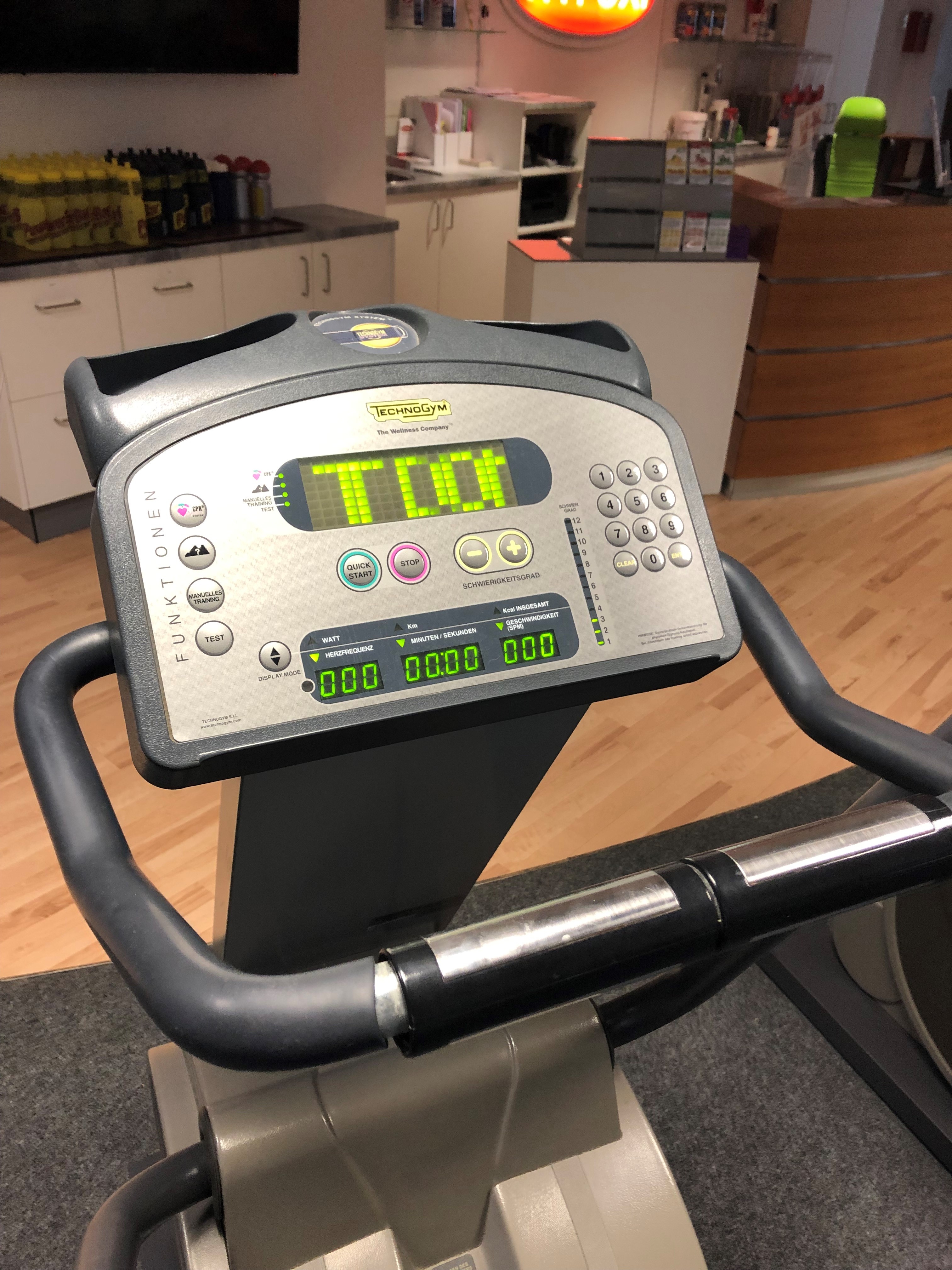 Crosstrainer TECHNOGYM Glidex 600, 4 St.