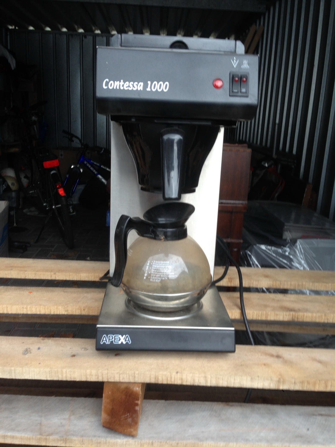 Kaffeemaschine APEXA Contessa 1000