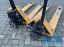 2 Gabelhubwagen FETRA 2.5 to sowie JUNGHEINRICH 2 to