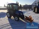 Kommunalschlepper NEW HOLLAND Boomer 40 HST