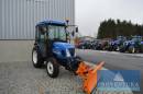 Kommunalschlepper NEW HOLLAND Boomer 40 HST