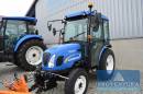 Kommunalschlepper NEW HOLLAND Boomer 40 HST