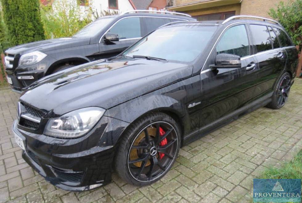 2 Fahrzeuge: Pkw MERCEDES-BENZ C 63 AMG T AMG SPEEDSHIFT MCT Edition und Pkw MERCEDES-BENZ GL 350 4MATIC BlueTEC in 27711 Osterholz-Scharmbeck