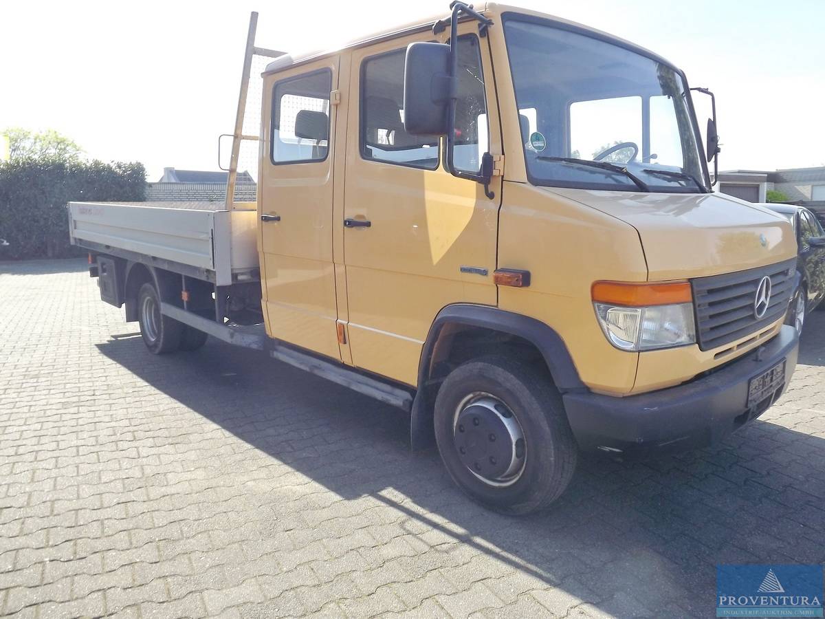 Werkstattzubehör, LKW Mercedes Benz 613D, VW Crafter Maxi, PKW-Anhänger WM Meyer