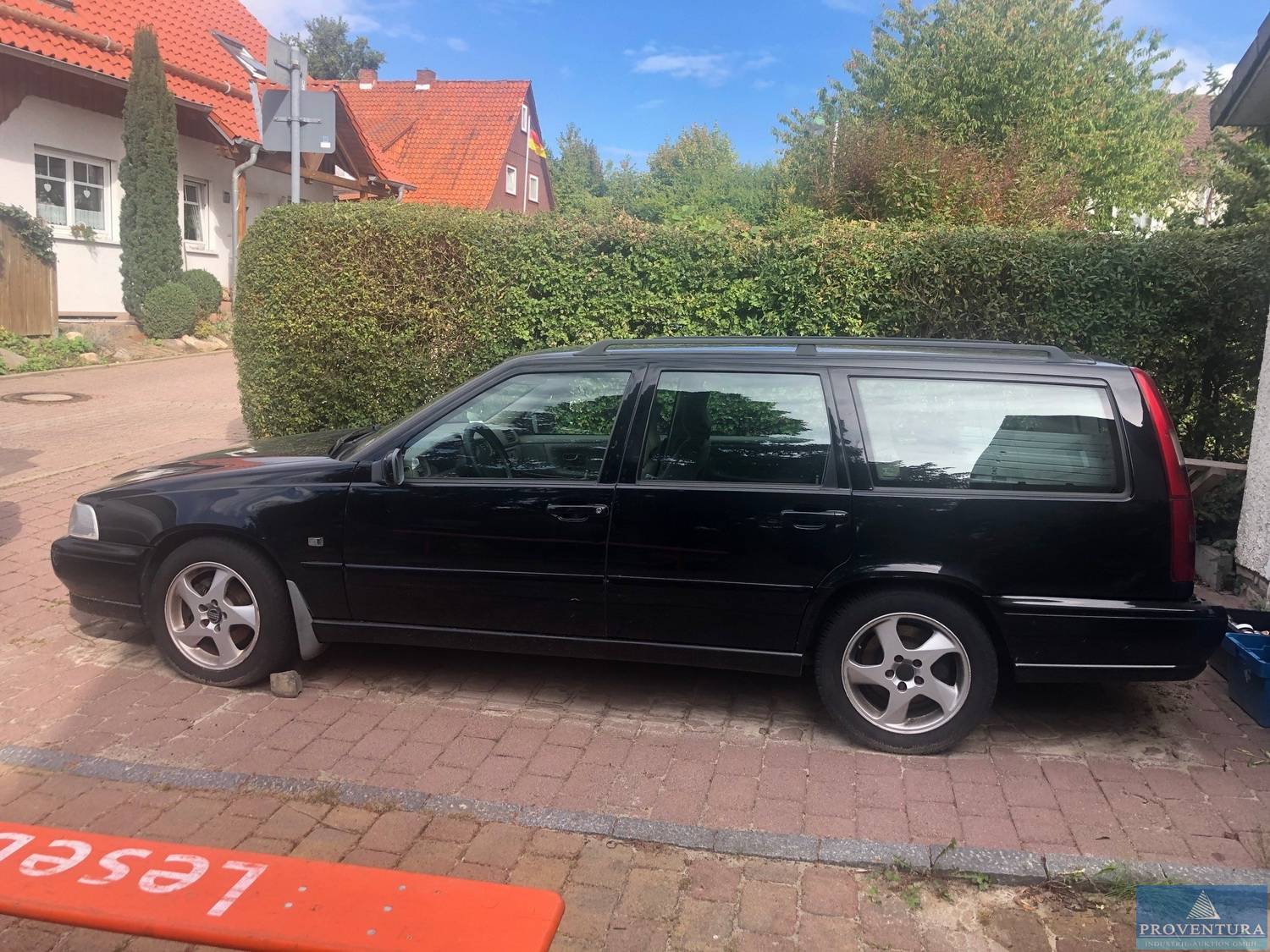 Pkw VOLVO V70 2.5D, Raum 375xx Harz