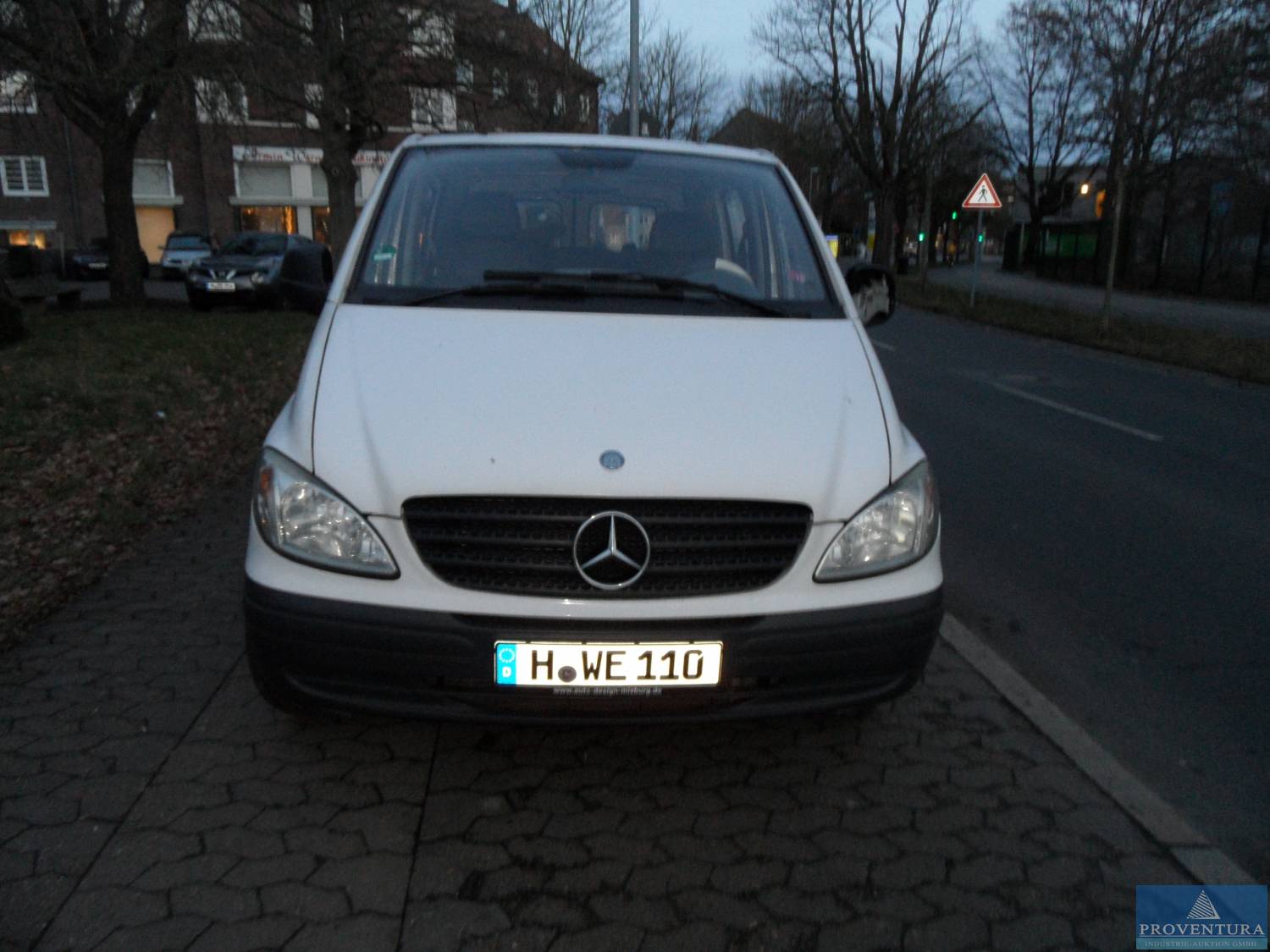 Insolvenzversteigerung: 18 Pos. Werkzeuge eines Handwerkerbetriebes, Lkw MERCEDES Vito 109, div. Kleinmaschinen FESTOOL - 27232 Sulingen