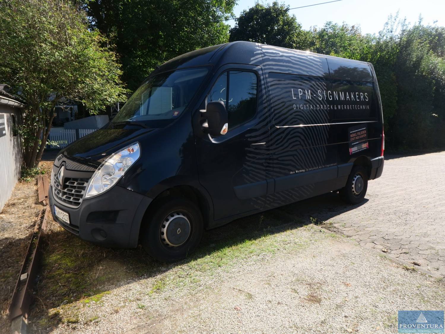 aus Insolvenz Transporter RENAULT Master 2.3 dCi EZ 2017 50.000 km