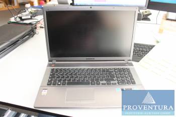 Notebook SAMSUNG NP5501P7C-S0ADE