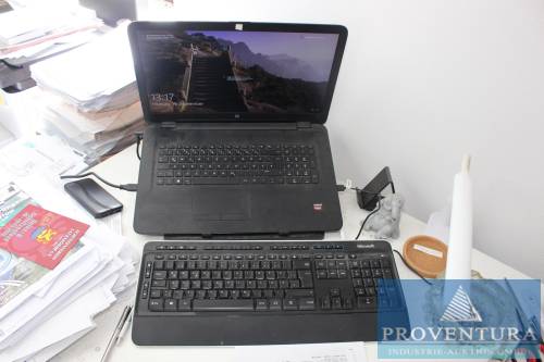 Notebook HP 17-y003ng AMD A10-9600P Radeon R5