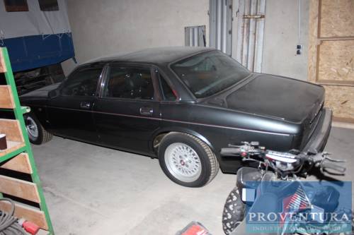 Pkw JAGUAR XJ81 V12