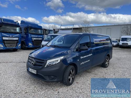 Van MERCEDES-BENZ Vito 116 CDI 4x4 Automatik, EZ 2019, 76.000 km