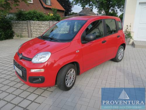 Pkw FIAT Panda 1.2 5-türig EZ 2017 13.000 km