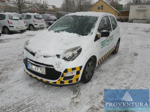 Pkw RENAULT Twingo II 1.2 16V, EZ 2013