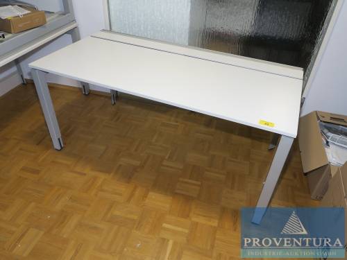 Schreibtische STEELCASE 2 St. je ca. 160x72x80t cm [1]