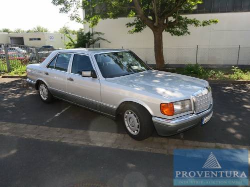 Pkw Oldtimer MERCEDES-BENZ 260 SE W126, EZ 1988