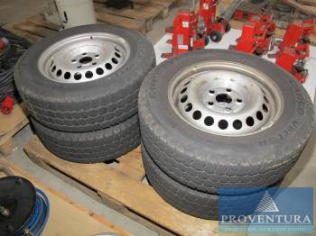 Transporter-Allwetterreifen GOODYEAR Cargo Vector 215/65 R16C 106/104T